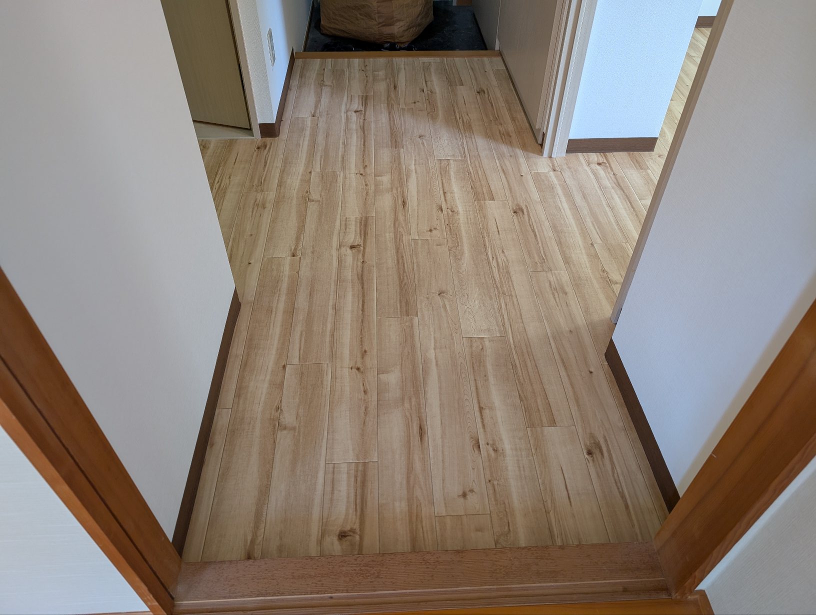 クッションフロア張替え作業中・玄関廊下