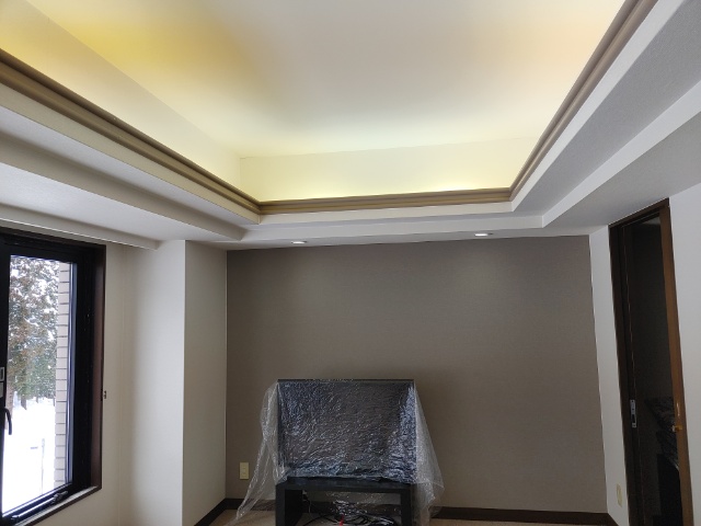 リビングのクロス完了 (2)